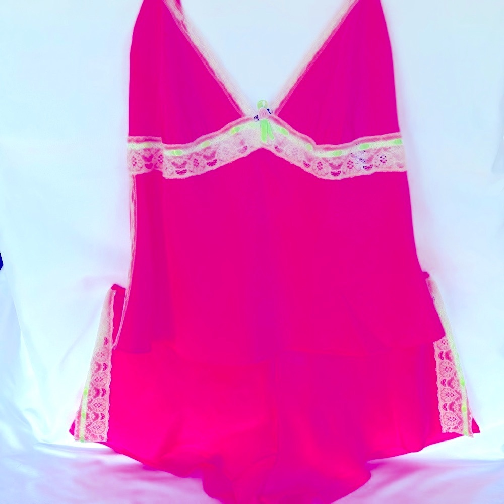 Like New Vintage 90’s Betsey Johnson Cami Flutter Shorts Pajamas Large Hot Pink